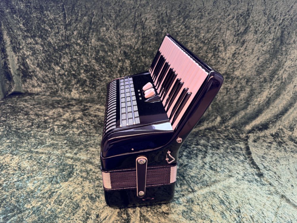 Akkordeon HOHNER Concerto II N Standardbass 72